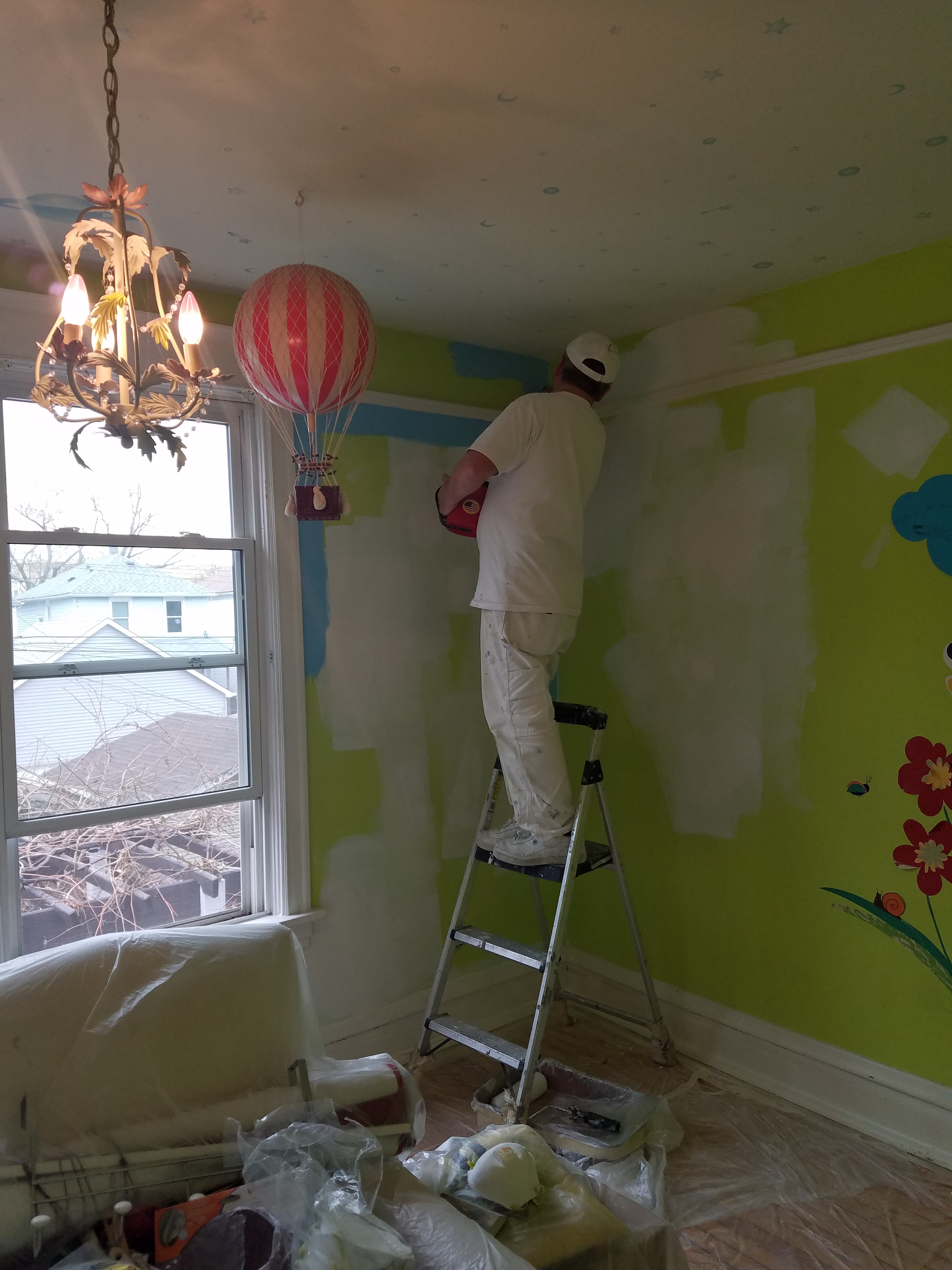 Our painters provide a quality drywall repair  in Chicago IL